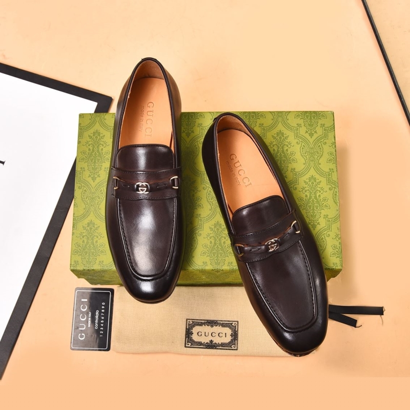 G*u*i leather shoes